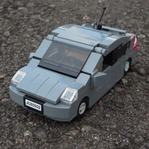 Toyota Prius 2005 (2nd Gen), a LEGO Brick Replica Hybrid Car | Building Instructions by Cole Edmonson