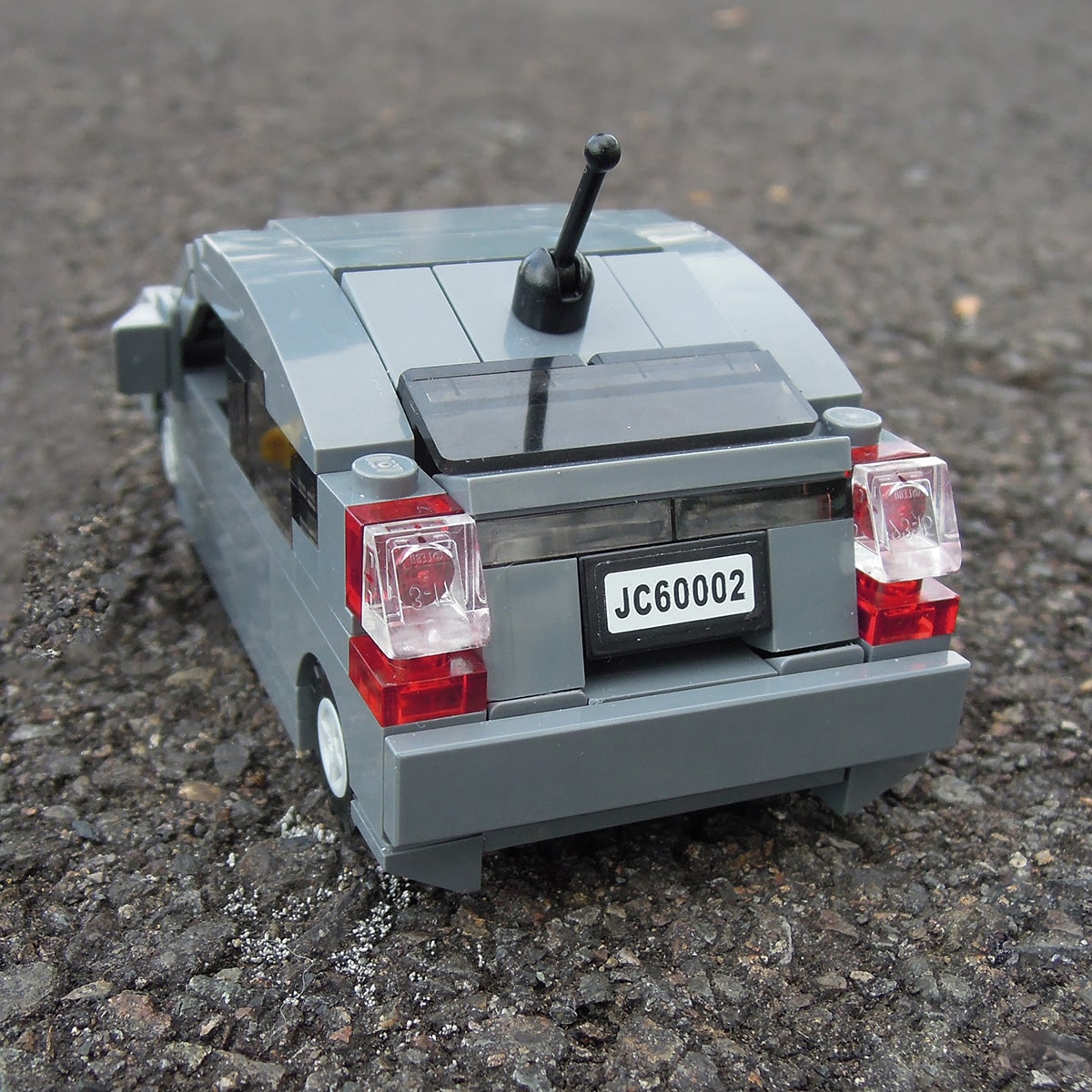 Toyota Prius 2005 (2nd Gen), a LEGO Brick Replica Hybrid Car | Building Instructions by Cole Edmonson